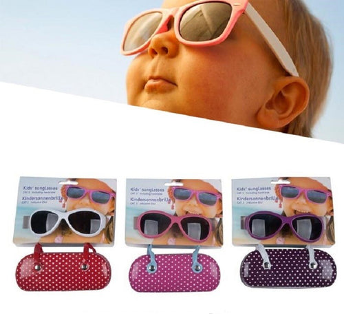 Occhiali Da Sole Bambine Bimbi Con Custodia Rigida Vari Colori Moda/Bambini e ragazzi/Accessori/Occhiali e accessori/Occhiali da sole Trade Shop italia - Napoli, Commerciovirtuoso.it