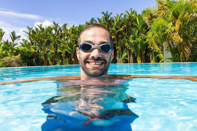 Occhialini Nuoto Piscina Actiwear 14+ Anni In Silicone 3 Colori Assortiti 21051 Sport e tempo libero/Attività ricreative all'aperto/Sport acquatici/Nuoto/Occhialini Trade Shop italia - Napoli, Commerciovirtuoso.it