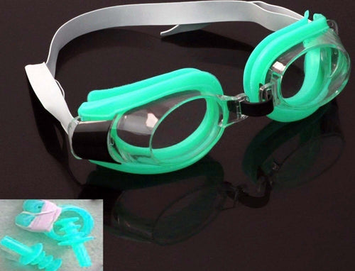 OCCHIALINI VERDE NUOTO PISCINA MARE SPORT REGOLABILI CON TAPPI PER NASO ORECCHIE Sport e tempo libero/Attività ricreative all'aperto/Sport acquatici/Nuoto/Occhialini Trade Shop italia - Napoli, Commerciovirtuoso.it