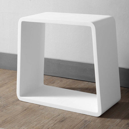 Ogomondo Sgabello da Bagno Silk in Artificial Stone Bianco Opaco Matt Salute e cura della persona/Ausili per la mobilità e vita quotidiana/Ausili e sicurezza per il bagno/Sgabelli per doccia e bagno Ogomondo - Martina Franca, Commerciovirtuoso.it