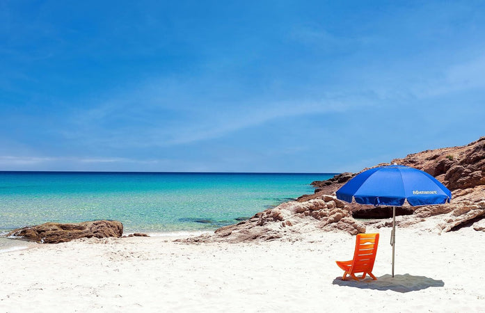 Ombrellone-da-spiaggia-azzurro-antivento-alluminio-Protezione-solare-UV50+-Punta-elica-Inclinabile-regolabile-altezza-Made-in-Italy-giardino-piscina