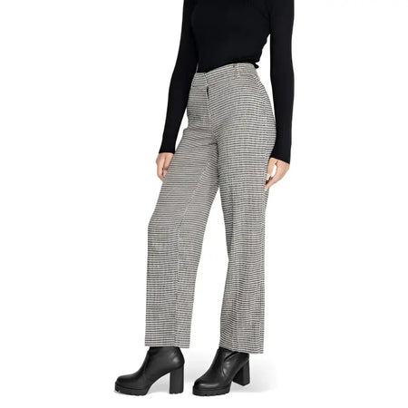 Only Pantaloni Donna - Abbigliamento Pantaloni