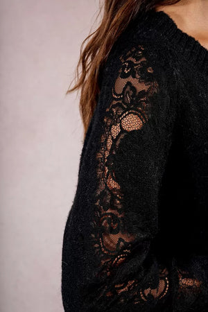 Pullover lavorato in maglia