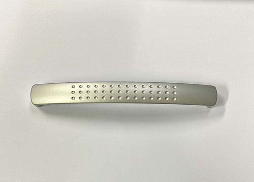 ORECA---MANIGLIA-ZAMA-IN-ALLUMINIO-SATINATO-PUNTINATI-137X27X18MM-INTERASSE-128MM