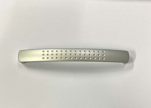 ORECA---MANIGLIA-ZAMA-IN-ALLUMINIO-SATINATO-PUNTINATI-137X27X18MM-INTERASSE-128MM