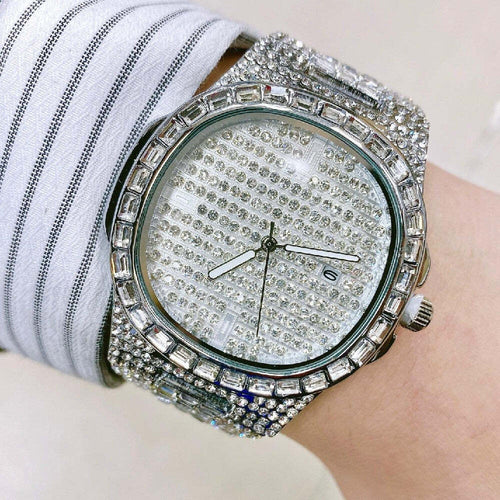 Orologio Da Polso Uomo Acciaio Elegante Brillantini Calendario Analogico Silver Abbigliamento e Accessori > Orologi e gioielli > Orologi Uomo Trade Shop italia - Napoli, Commerciovirtuoso.it