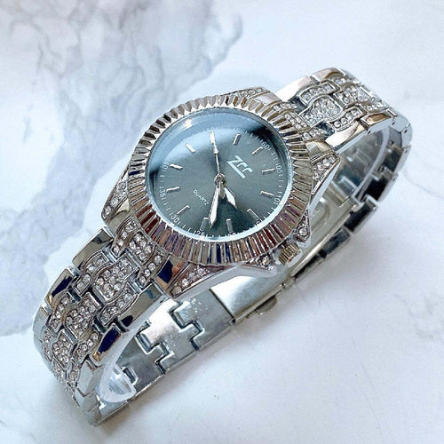 Orologio Da Polso Zcc Donna Al Quarzo Acciaio Cinturino Brillantini Silver Moda Moda/Donna/Orologi/Orologi da polso Trade Shop italia - Napoli, Commerciovirtuoso.it