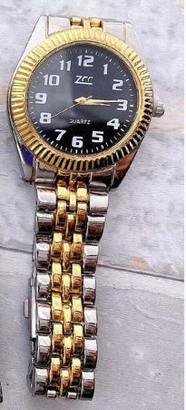 Orologio Da Polso Zcc Uomo Quarzo Acciaio Analogico Casual Bicolore Fondo Nero Abbigliamento e Accessori > Orologi e gioielli > Orologi Uomo Trade Shop italia - Napoli, Commerciovirtuoso.it