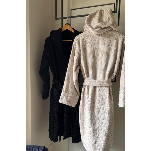 Accappatoio Jaguar L/XL Roberto Cavalli in spugna 410 gr/mq, colore beige, con cappuccio e tasche, design elegante animalier, Made in Italy.