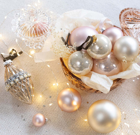 Palline per albero di Natale in vetro decorate color Rosa Blush Opaco Casa e cucina/Decorazioni per interni/Addobbi e decorazioni per ricorrenze/Decorazioni natalizie/Addobbi e decorazioni/Palle e palline MagiediNatale.it - Altamura, Commerciovirtuoso.it