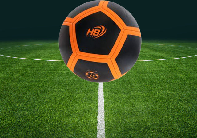 Pallone Palla Da Calcio Calcetto Nero E Arancione 21cm Partita Allenamento 06567 Sport e tempo libero/Sport/Calcio/Palloni/Palloni da allenamento Trade Shop italia - Napoli, Commerciovirtuoso.it