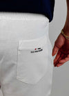 Pantaloncini-edri-bianco-con-logo-blu-scuro