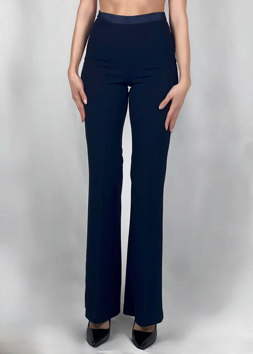 Pantaloni-blu-a-zampa-con-raso-in-vita