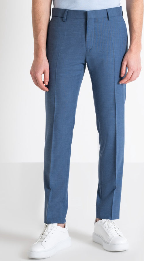Pantaloni-bonnie-slim-fit-in-tessuto-avio-blu
