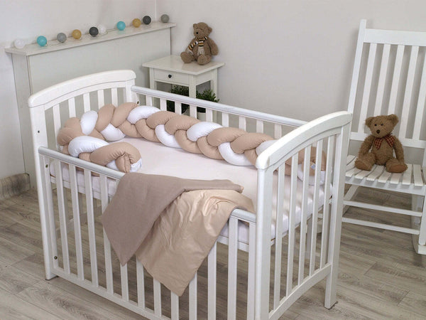 Paracolpi a Treccia Amy Lettino/ Culla Bianco/Tortora Casa e cucina/Tessili per la casa/Biancheria per culle e lettini/Biancheria bimbi/Paraurti per letto La Casa Del Bebè - Napoli, Commerciovirtuoso.it