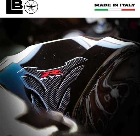 PARASERBATOIO-ADESIVI-3D-SUZUKI-PROTEZIONE-SERBATOIO-per-MOTO-GSXR-GSX-R-Carbon
