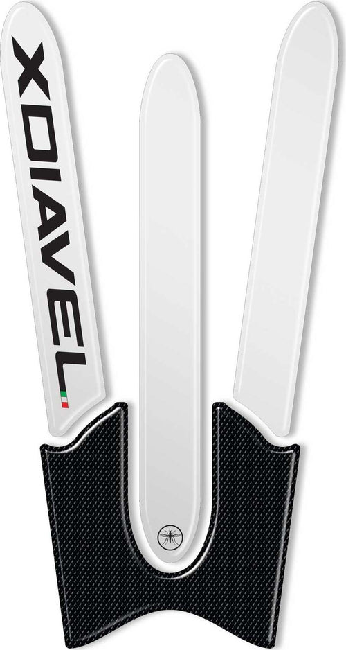 PARASERBATOIO-ADESIVO-3D-RESINA-GEL-CARBONIO-compatibile-per-MOTO-DUCATI-XDIAVEL