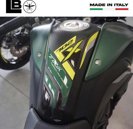 Paraserbatoio-adesivo-protezione-serbatoio-compatibile-con-Benelli-TRK-702x