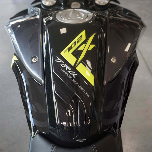 Paraserbatoio-adesivo-protezione-serbatoio-compatibile-con-Benelli-TRK-702x