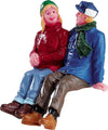 Parlare insieme sulla panchina, personaggio per villaggio di Natale in poliresina Casa e cucina/Decorazioni per interni/Addobbi e decorazioni per ricorrenze/Decorazioni natalizie/Oggettistica MagiediNatale.it - Altamura, Commerciovirtuoso.it