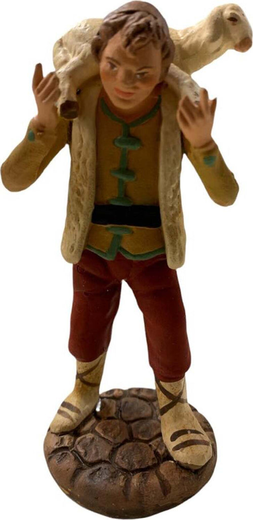 Pastore con pecora sulle spalle statuetta in terracotta artigianale per presepe napoletano da h 12 cm Casa e cucina/Decorazioni per interni/Addobbi e decorazioni per ricorrenze/Decorazioni natalizie/Presepi/Statuine e fondali per il presepe MagiediNatale.it - Altamura, Commerciovirtuoso.it