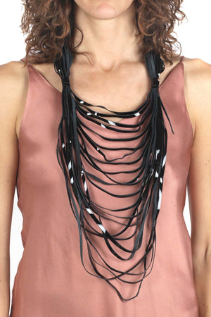 PC---Collana---421628---Nero-lucido-da-donna