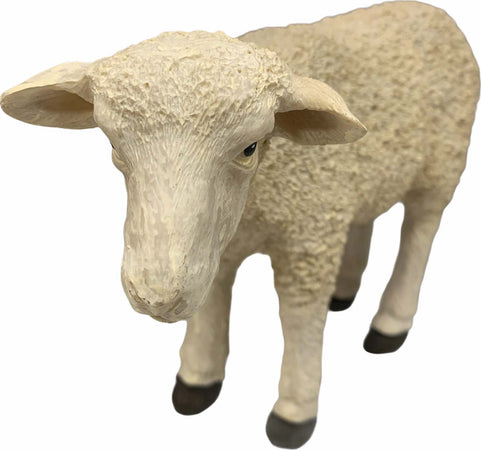 Pecora in poliresina per presepe animali sacra famiglia 28 cm Casa e cucina/Decorazioni per interni/Addobbi e decorazioni per ricorrenze/Decorazioni natalizie/Presepi/Statuine e fondali per il presepe MagiediNatale.it - Altamura, Commerciovirtuoso.it
