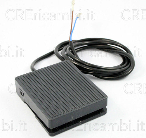 Pedaliera-a-Pulsante-con-Cablaggio-per-Asse-da-Stiro-Aspirante