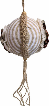 Pendaglio in juta da 8 x h 40 cm, pallina per Albero di Natale addobbi natalizi Casa e cucina/Decorazioni per interni/Addobbi e decorazioni per ricorrenze/Decorazioni natalizie/Addobbi e decorazioni/Palle e palline MagiediNatale.it - Altamura, Commerciovirtuoso.it