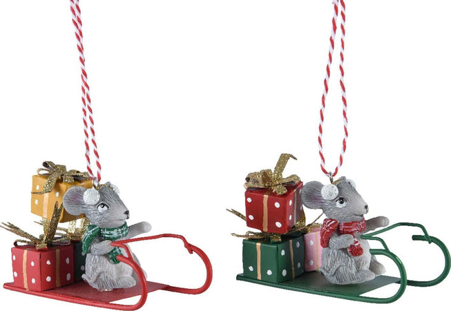 Pendaglio topolini con slitta con pacchi regalo decorazione natalizia Casa e cucina/Decorazioni per interni/Addobbi e decorazioni per ricorrenze/Decorazioni natalizie/Addobbi e decorazioni/Palle e palline MagiediNatale.it - Altamura, Commerciovirtuoso.it