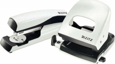 Perforatore 5008 New NeXXt WOW - passo 8 cm - massimo 30 fogli - 2 fori - bianco perla - Leitz Cancelleria e prodotti per ufficio/Archivio ufficio e accessori per scrivania/Spillatrici e perforatrici/Perforatrici Eurocartuccia - Pavullo, Commerciovirtuoso.it