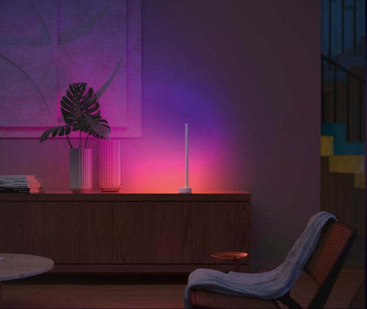 Philips Lampada tavolo SMART Hue Gradient Signe table Illuminazione/Illuminazione per interni/Lampade/Lampade da tavolo e abat-jour Scontolo.net - Potenza, Commerciovirtuoso.it