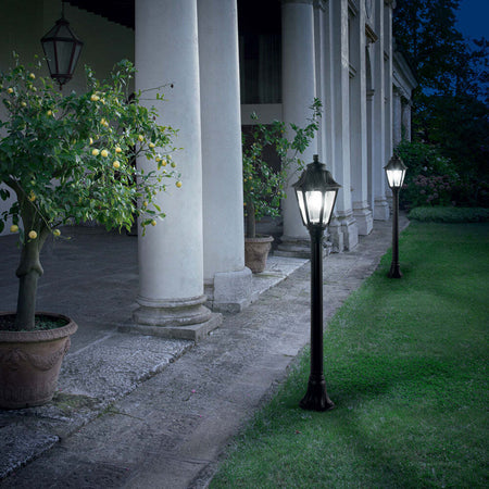 Piantana-Classica-Dafne-Materie-Plastiche-Nero-1-Luce-E27