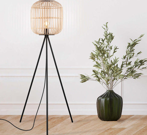 Piantana-Contemporanea-Bordesley-1-Luce-Acciaio-Nero