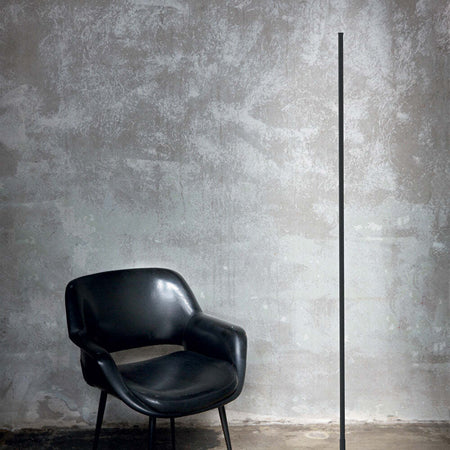 Piantana-Industrial-Minimal-Yoko-Alluminio-Plastiche-Nero-Led-16W-3000K