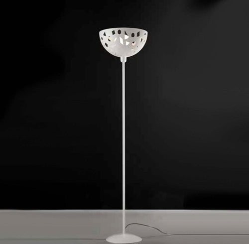 Piantana-moderna-Illuminando-GEO-TE-C1-LED-lampada-terra-metallo-bianco-grigio-sabbia-mezza-sfera-traforata-interno-E27-H173