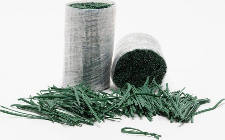 Piattina filo metallico rivestito in pvc tagliata a spezzoni per fissaggi manuali Fai da te/Utensili elettrici e a mano/Attrezzi da giardinaggio/Spaghi e fascette/Legami di torsione La Zappa - Altamura, Commerciovirtuoso.it