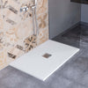 Piatto-Doccia-Mineralmarmo-effetto-pietra-made-in-Italy-scarico-centrale-colore-Bianco-modello-AMALFI