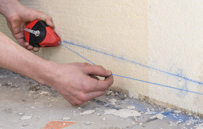 Tracciarighe a filo con cassa in materiale plastico antiurto fino a 30 mt