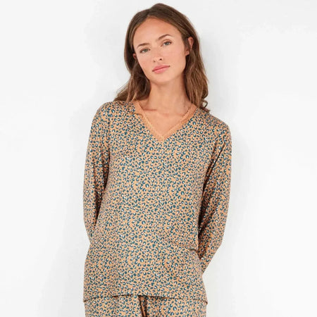 Pigiama Donna Autunno/Inverno Gisela 2/20308S – Stampa Animalier con Dettaglio Pizzo