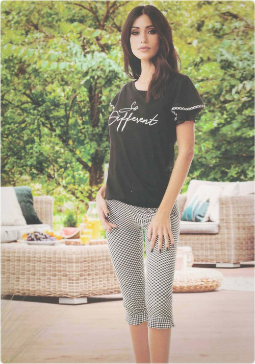 Pigiama Donna Estivo Made in Italy Pigiama Pinocchietto Leggings + T-shirt Girocollo Mezze Maniche Intimami ART. ID 711 PIGIAMA DONNA L'Orchidea - Siderno, Commerciovirtuoso.it