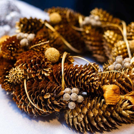 Pigne naturali decorazione Natalizie per ghirlande ed alberi di natale 100 g Casa e cucina/Decorazioni per interni/Addobbi e decorazioni per ricorrenze/Decorazioni natalizie/Oggettistica MagiediNatale.it - Altamura, Commerciovirtuoso.it