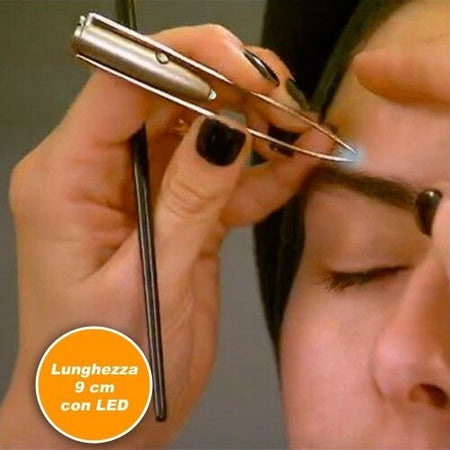 Pinza Pinzetta Per Sopracciglie In Acciaio Con Luce Led Lunga 9 Cm Bellezza/Accessori e strumenti di bellezza/Strumenti e accessori per trucco/Pinzette Trade Shop italia - Napoli, Commerciovirtuoso.it