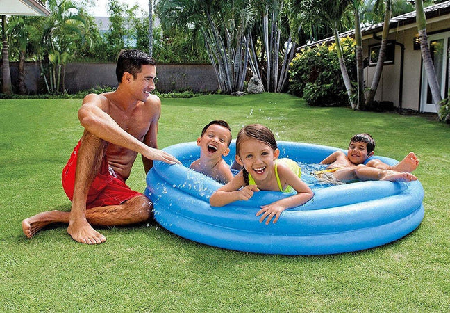Piscina Crystal Blu A 3 Anelli Gonfiabili 147 X 33 Cm 330lt Bambini Estate 58426 Giochi e giocattoli/Sport e giochi all'aperto/Giochi aquatici e piscine per bambini/Piscinette per bambini Trade Shop italia - Napoli, Commerciovirtuoso.it