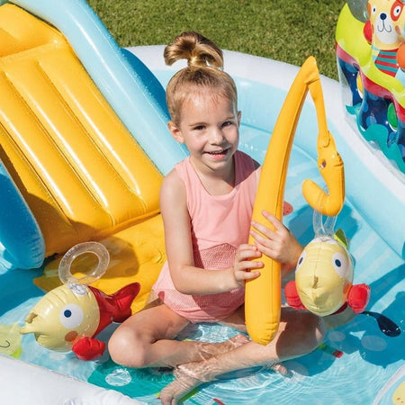 Piscina gonfiabile con scivolo e canna da pesca 218 X 99 cm per balcone e giardino Giochi e giocattoli/Sport e giochi all'aperto/Giochi aquatici e piscine per bambini/Piscinette per bambini La Zappa - Altamura, Commerciovirtuoso.it