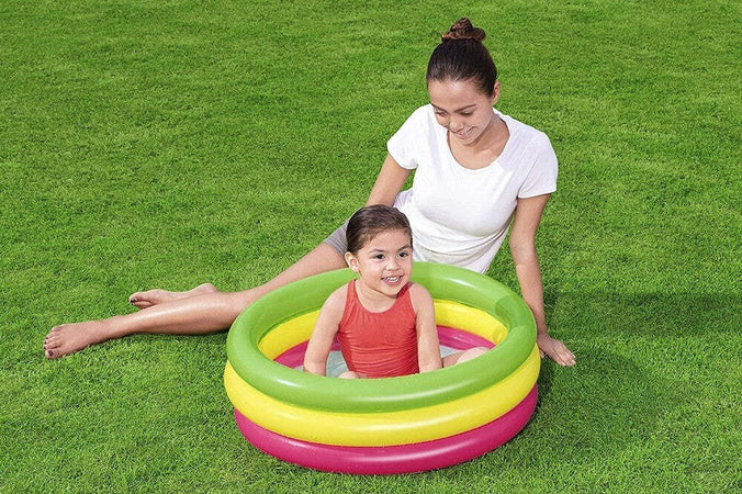 Piscina Gonfiabile Tonda Summer Piscinetta Per Bambini A 3 Anelli 70x24cm 51128 Giochi e giocattoli/Sport e giochi all'aperto/Giochi aquatici e piscine per bambini/Canotti e gonfiabili galleggianti Trade Shop italia - Napoli, Commerciovirtuoso.it