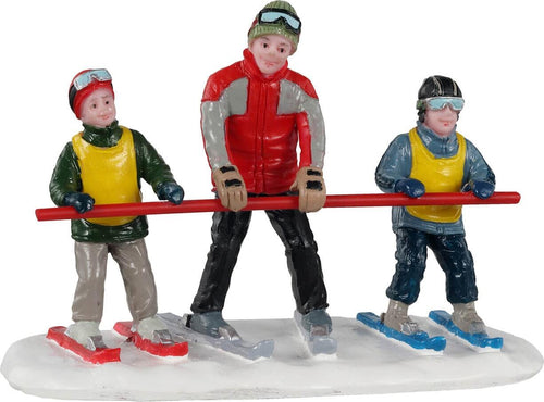 Pista di pattinaggio per principianti statuetta per villaggio di Natale in poliresina Casa e cucina/Decorazioni per interni/Addobbi e decorazioni per ricorrenze/Decorazioni natalizie/Oggettistica MagiediNatale.it - Altamura, Commerciovirtuoso.it