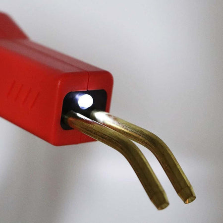 Pistola Saldatore Saldatrice Per Plastiche Auto Paraurti 50w Con Kit Riparazione Casa, arredamento e bricolage > Bricolage e fai da te > Saldatrici Trade Shop italia - Napoli, Commerciovirtuoso.it