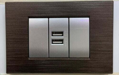 PLACCA CHOCOLAT NOIR N. 7 IN ABS COMPATIBILE LIVING LIGHT INTERNATIONAL 3 4 7 POSTI