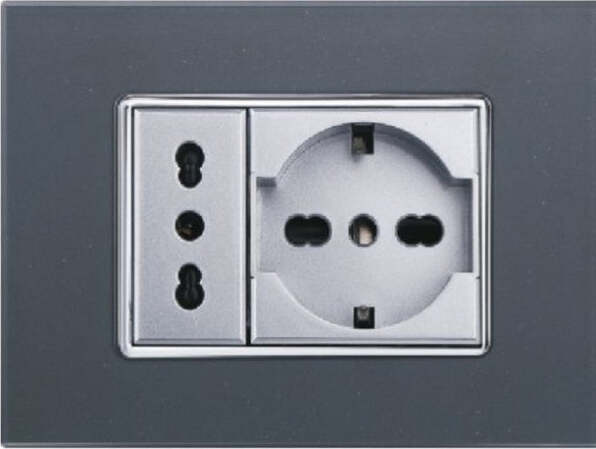 Placca Cristal 3 4 6 M Acciaio Scuro Effetto Vetro Compatibile Bticino Axolute Fai da te/Materiale elettrico/Placche/Placche per interruttori Trade Shop italia - Napoli, Commerciovirtuoso.it